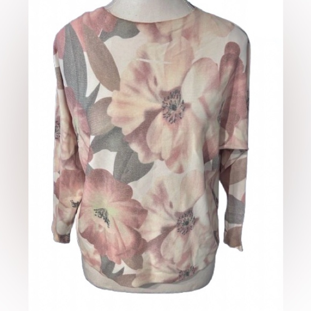 Stunning Floral Sioni Lightweight Sweater Top Floral Designer Extra Small Boho